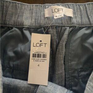 Women’s Loft NWT blue Chambray linen blend shorts 4